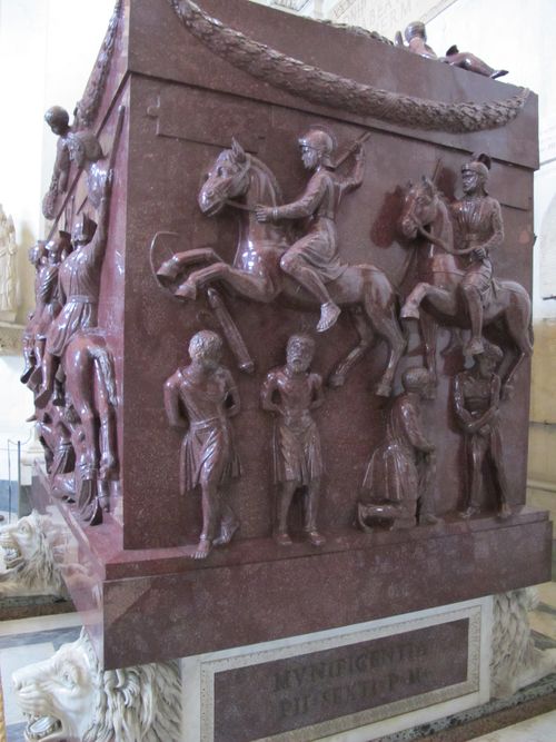 Sarcophage sainte Helene